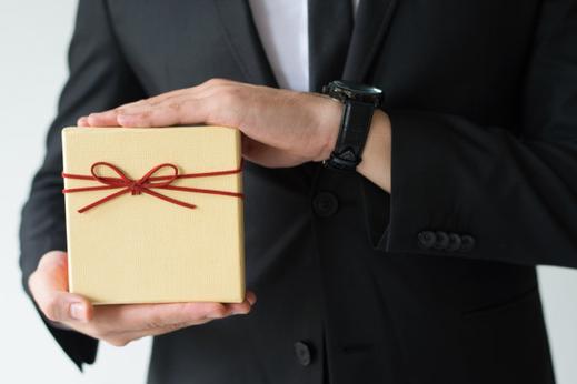 Should I Be Sending Client Gifts? | Great Client Gift Ideas | Shadow Breeze