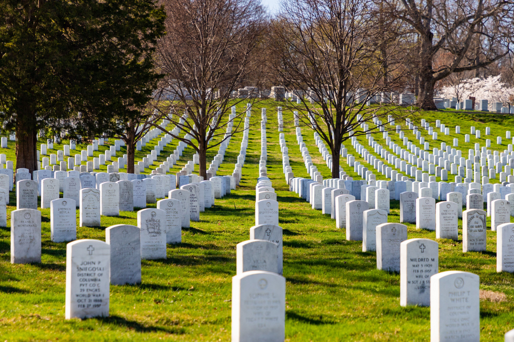 How to Observe Memorial Day 2024 | Shadow Breeze