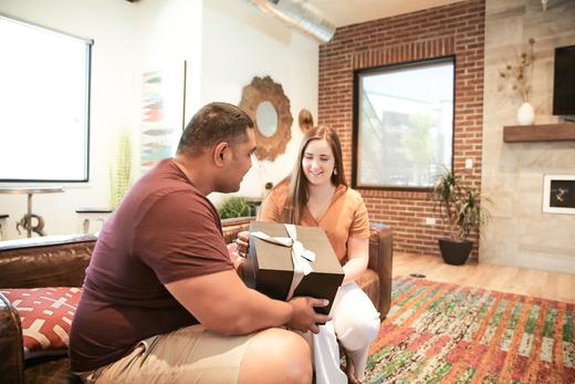 How to Pick the Perfect Gift | Shadow Breeze